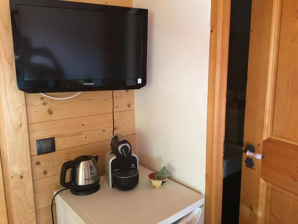 Studio 1 Piece Situe Dans Un Chalet Бофор Экстерьер фото